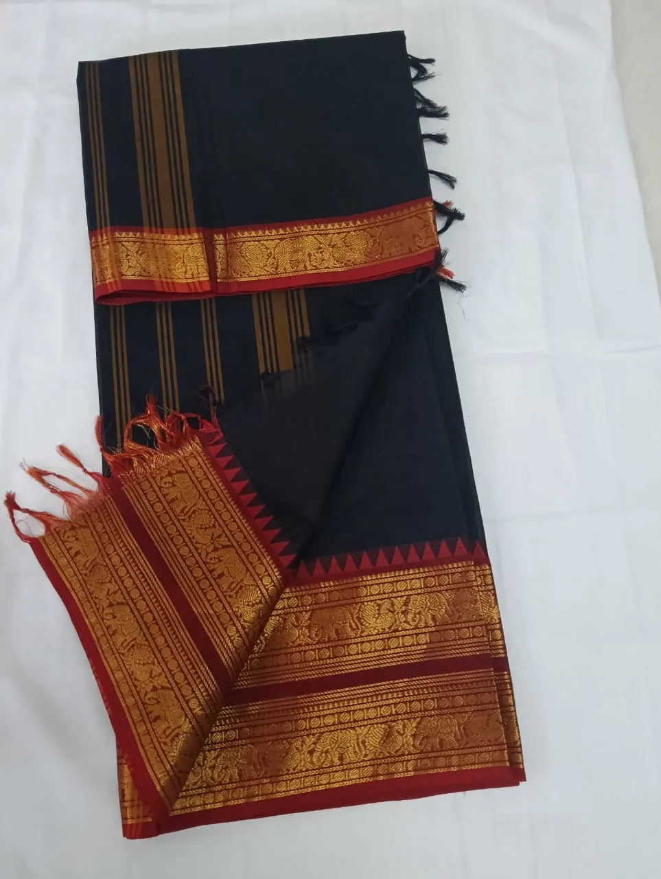 Kanchi cotton black and red